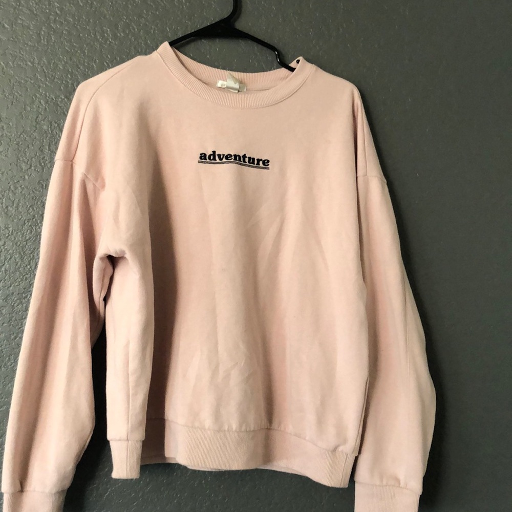 Pink crew neck sweatshirt
